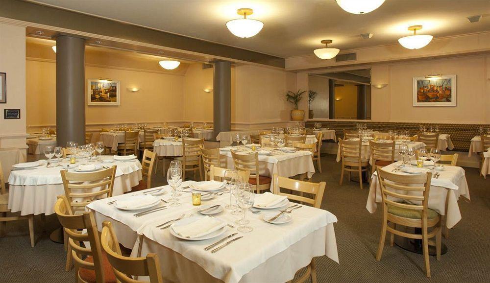 Austral Express Hotel Comodoro Rivadavia Exterior foto